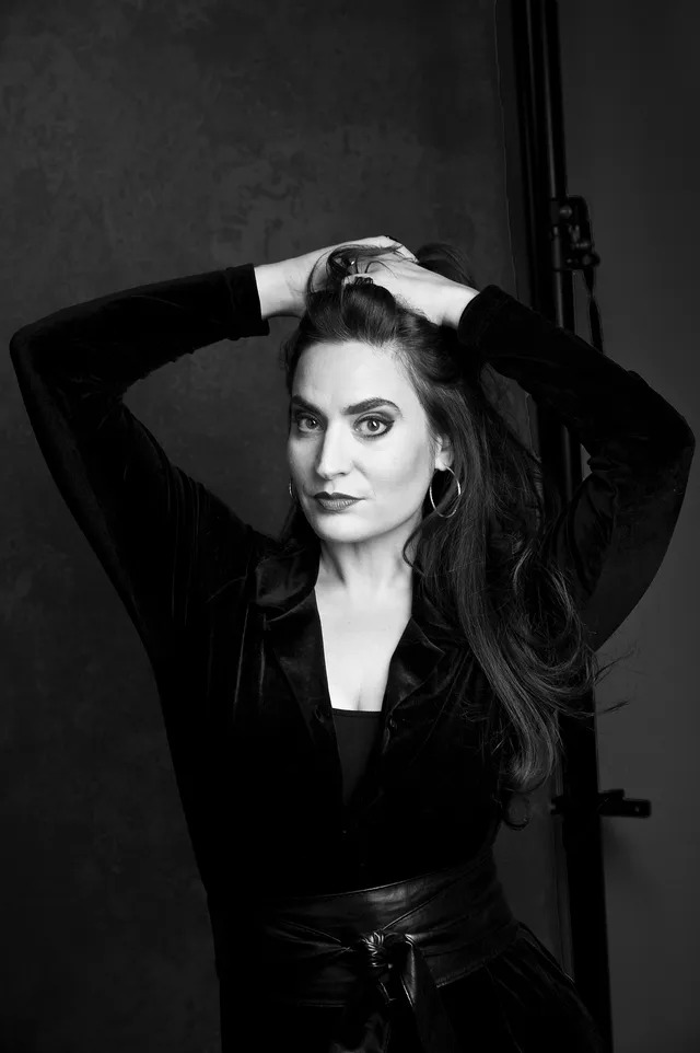 Portrait of mezzo-soprano Nicole Piccolomini