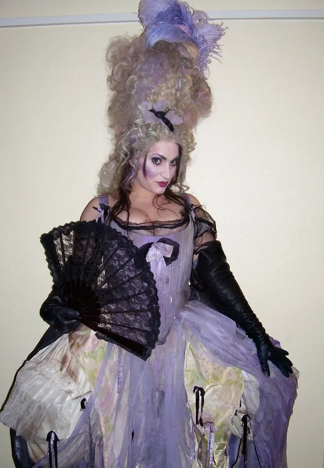 Nicole Piccolomini as La Marquise de Langlade in Marie Victoire at Deutsche Oper Berlin